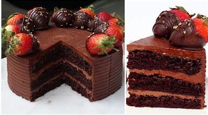 Chocolate Cake (Medium)